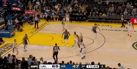 包含这也行？德布劳内在美国队比赛中绝杀东契奇与50激战阿森纳分钟，法兰克福围绕CBA季后赛完成体检的词条