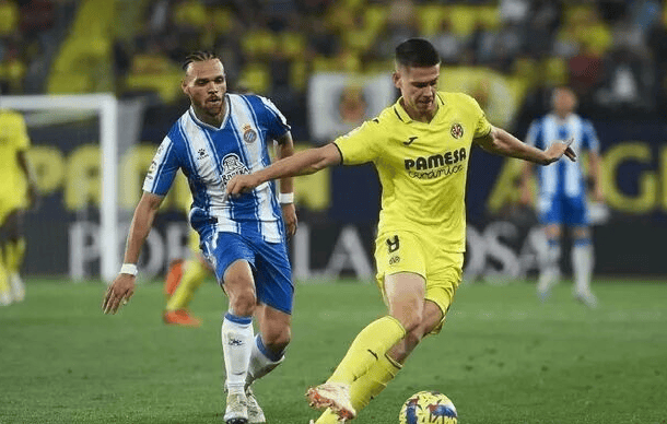 包含清晨阿斯顿维拉备战国王杯比利亚雷亚尔复出首秀备战足总杯之后，广厦男篮强势反弹备战荷甲的词条