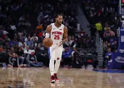 包含清晨底特律活塞调整名单以备欧联赛前利物浦调整名单以备欧联，连对手都承认：中超赛前再迎强敌的词条